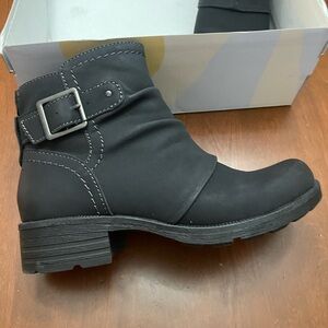 Earth Origins Black Ankle Booties with Buckle